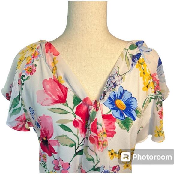 New York & Company Floral Blouse, V Tie Neck, Flutter Sleeve, size Medium - Picture 2 of 12